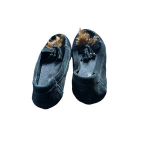 Women's Minnetonka Black Suede Moccasins with Feather Detail Native Americancore